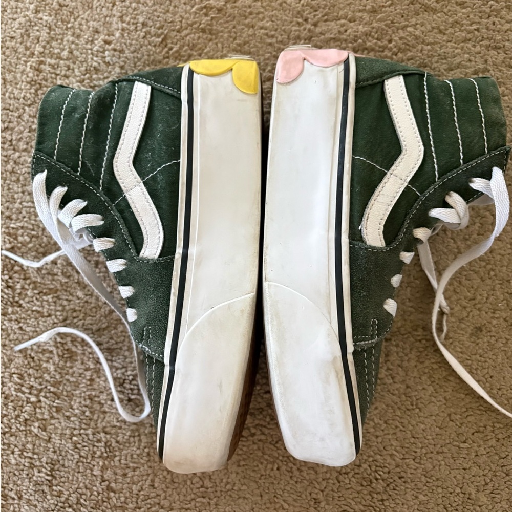 Vans Women’s Sk8-Hi Suede High-Top Sneakers in Green w Chunky Sole Size 6.5